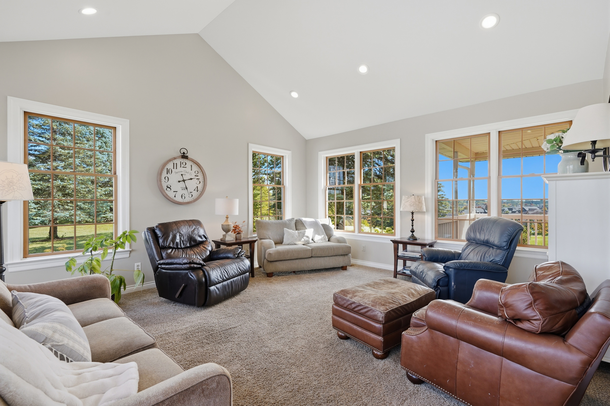 Vaulted family room